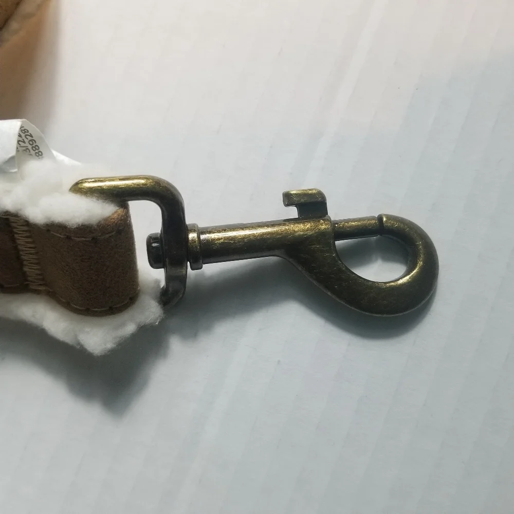NWT KOOLABURRA BY UGG BROWN WITH WHITE SHERPA KOOLA FAUX SUEDE DOG LEASH